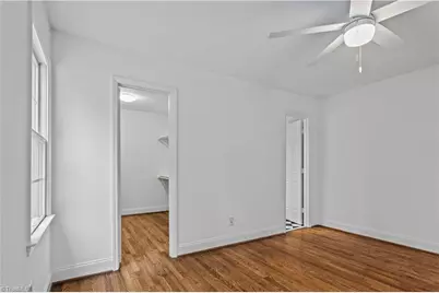 1913 Colonial Avenue, Greensboro, NC 27408 - Photo 17