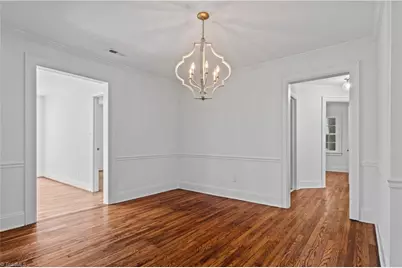 1913 Colonial Avenue, Greensboro, NC 27408 - Photo 7