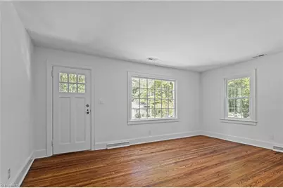 1913 Colonial Avenue, Greensboro, NC 27408 - Photo 5