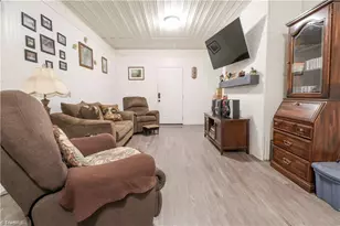 8906 US Hwy 158, Reidsville, NC 27320 - Photo 3