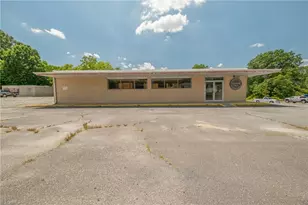 600 Randolph St, Thomasville, NC 27360 - Photo 13