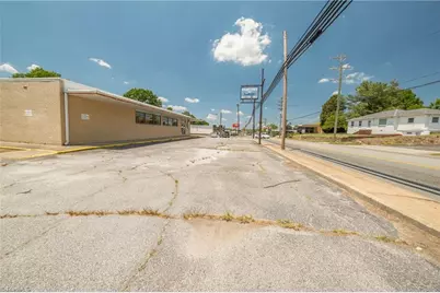 600 Randolph Street, Thomasville, NC 27360 - Photo 15