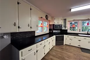 1217 W Main St, Yadkinville, NC 27055 - Photo 9