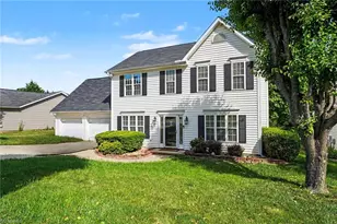 3820 Hunt Chase Dr, Greensboro, NC 27407 - Photo 3