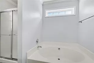 3820 Hunt Chase Dr, Greensboro, NC 27407 - Photo 19