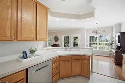 323 Ridge Drive, Lexington, NC 27295 - Photo 9