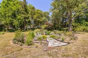 6106 Sundown Dr, Greensboro, NC 27410 - Photo 25