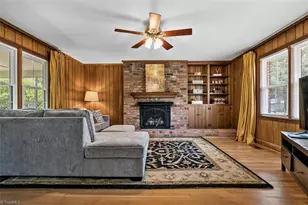 6106 Sundown Dr, Greensboro, NC 27410 - Photo 9
