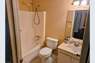 516 Dogwood Court, High Point, NC 27260 - Photo 5