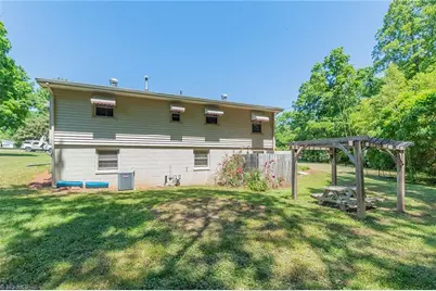 2024 Mill Avenue, Eden, NC 27288 - Photo 25