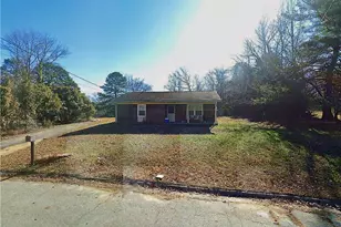 504 Lynn Dr, Thomasville, NC 27360 - Photo 3