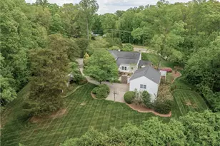 4210 Shattalon Dr, Winston-Salem, NC 27106 - Photo 37