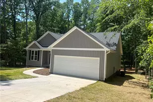530 Oakwood Cir, Lexington, NC 27295 - Photo 9