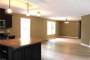 1819 Brier Ln, Graham, NC 27253 - Photo 7
