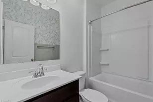 5803 Springer Dr, Greensboro, NC 27405 - Photo 27