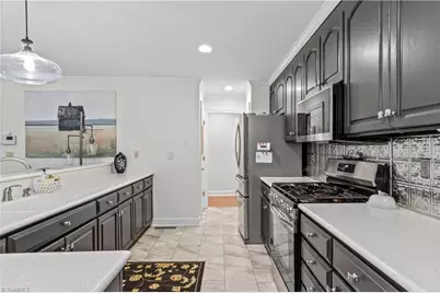200 Worthland Court, Winston-Salem, NC 27103 - Photo 9