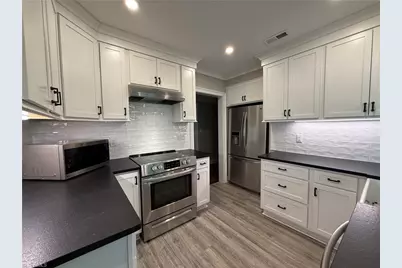 2401 Elizabeth Avenue, Winston-Salem, NC 27103 - Photo 9