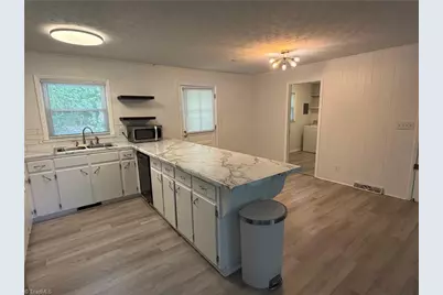 320 Broken Saddle Lane, Kernersville, NC 27284 - Photo 7