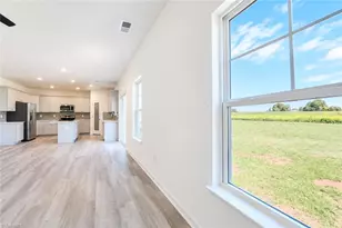 6909 Steeplegate Dr, Burlington, NC 27215 - Photo 15
