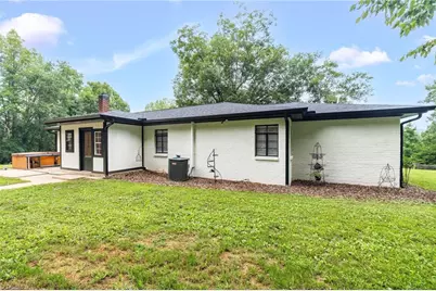 2197 Blackberry Road, Thomasville, NC 27360 - Photo 15