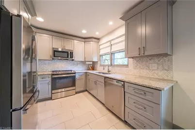 435 Burkewood Drive, Winston-Salem, NC 27104 - Photo 15