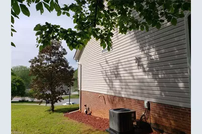 3800 Velinda Drive, Winston-Salem, NC 27106 - Photo 3