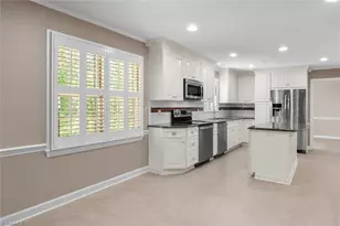 805 Chartwell Cir, Winston-Salem, NC 27106 - Photo 9