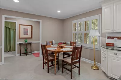 805 Chartwell Circle, Winston-Salem, NC 27106 - Photo 11