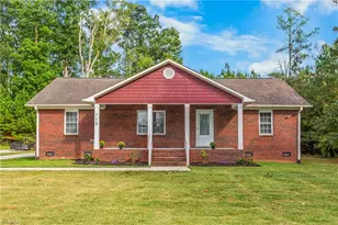 715 Archdale Dr, Lexington, NC 27292 - Photo 1
