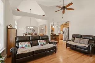 4250 Dodgetown Rd, Walnut Cove, NC 27052 - Photo 11
