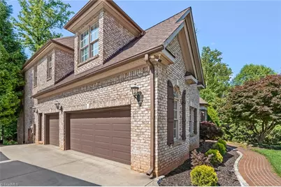 7521 Henson Forest Drive, Summerfield, NC 27358 - Photo 5