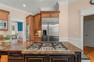 7521 Henson Forest Dr, Summerfield, NC 27358 - Photo 17