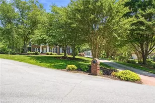 5104 McMurray Cir, Greensboro, NC 27410 - Photo 3