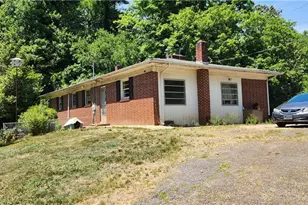 1475 Draco Rd, Lenoir, NC 28645 - Photo 3