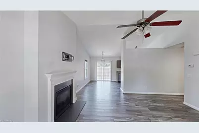 3801 Bluestem Drive, Greensboro, NC 27405 - Photo 9