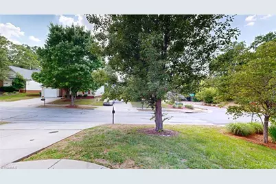 3801 Bluestem Drive, Greensboro, NC 27405 - Photo 5