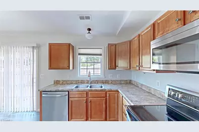 3801 Bluestem Drive, Greensboro, NC 27405 - Photo 15