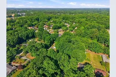 2610 Cromwell Road, Greensboro, NC 27407 - Photo 29