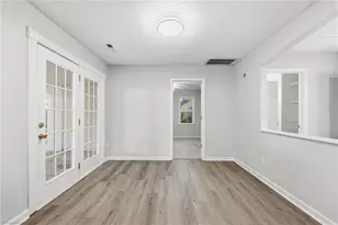 2610 Cromwell Rd, Greensboro, NC 27407 - Photo 15