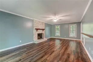 711 Woodsway Ct, Reidsville, NC 27320 - Photo 9
