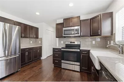 5023 Long Grove Drive, Kernersville, NC 27284 - Photo 15