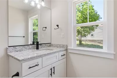435 Stratton Avenue, Winston-Salem, NC 27101 - Photo 15