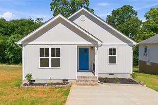 435 Stratton Ave, Winston-Salem, NC 27101 - Photo 1