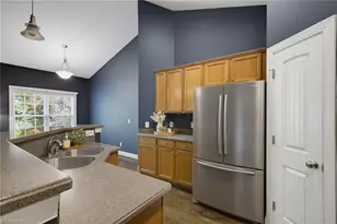 8108 Middleland Dr, Browns Summit, NC 27214 - Photo 19