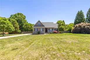 8108 Middleland Dr, Browns Summit, NC 27214 - Photo 3