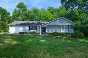 1823 Pope Ln, Kernersville, NC 27284 - Photo 5