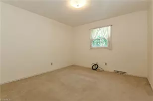 1823 Pope Ln, Kernersville, NC 27284 - Photo 23