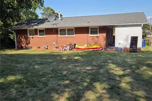 2812 Emerson St, Winston-Salem, NC 27107 - Photo 3