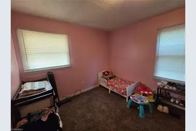 2812 Emerson Street, Winston-Salem, NC 27107 - Photo 15