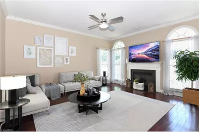 6314 High View Road, Greensboro, NC 27410 - Photo 9